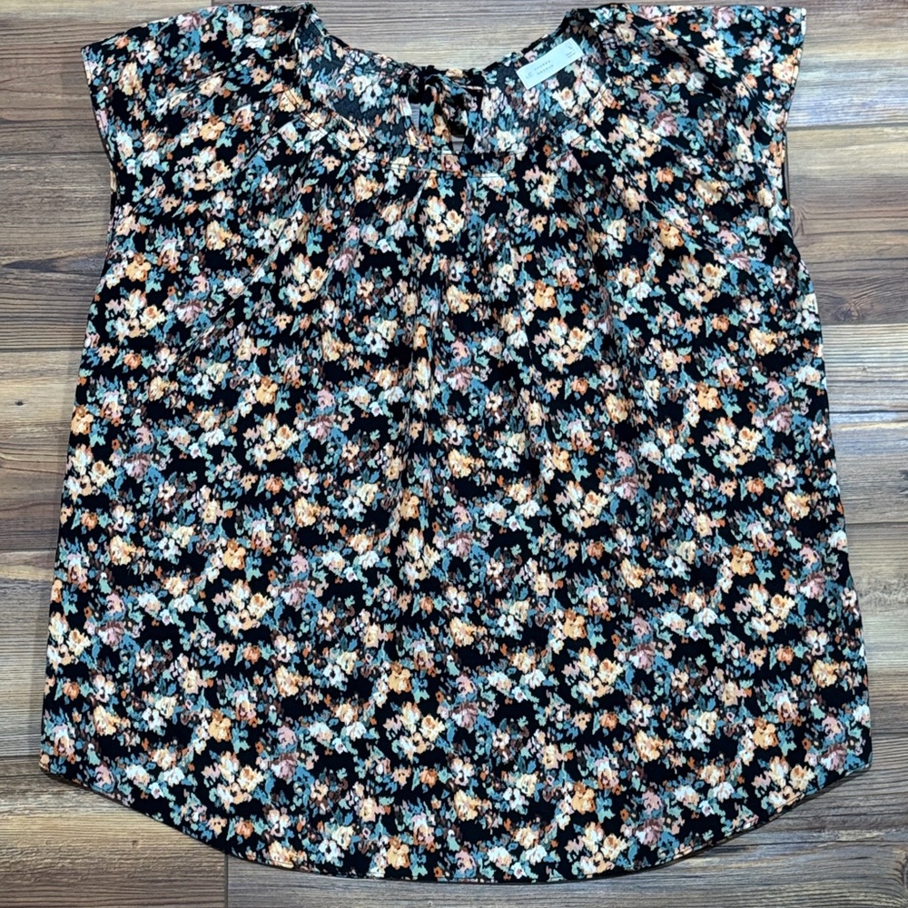 LC Lauren Conrad Black Floral Cap-Sleeve Blouse with Peach and Blue Accents